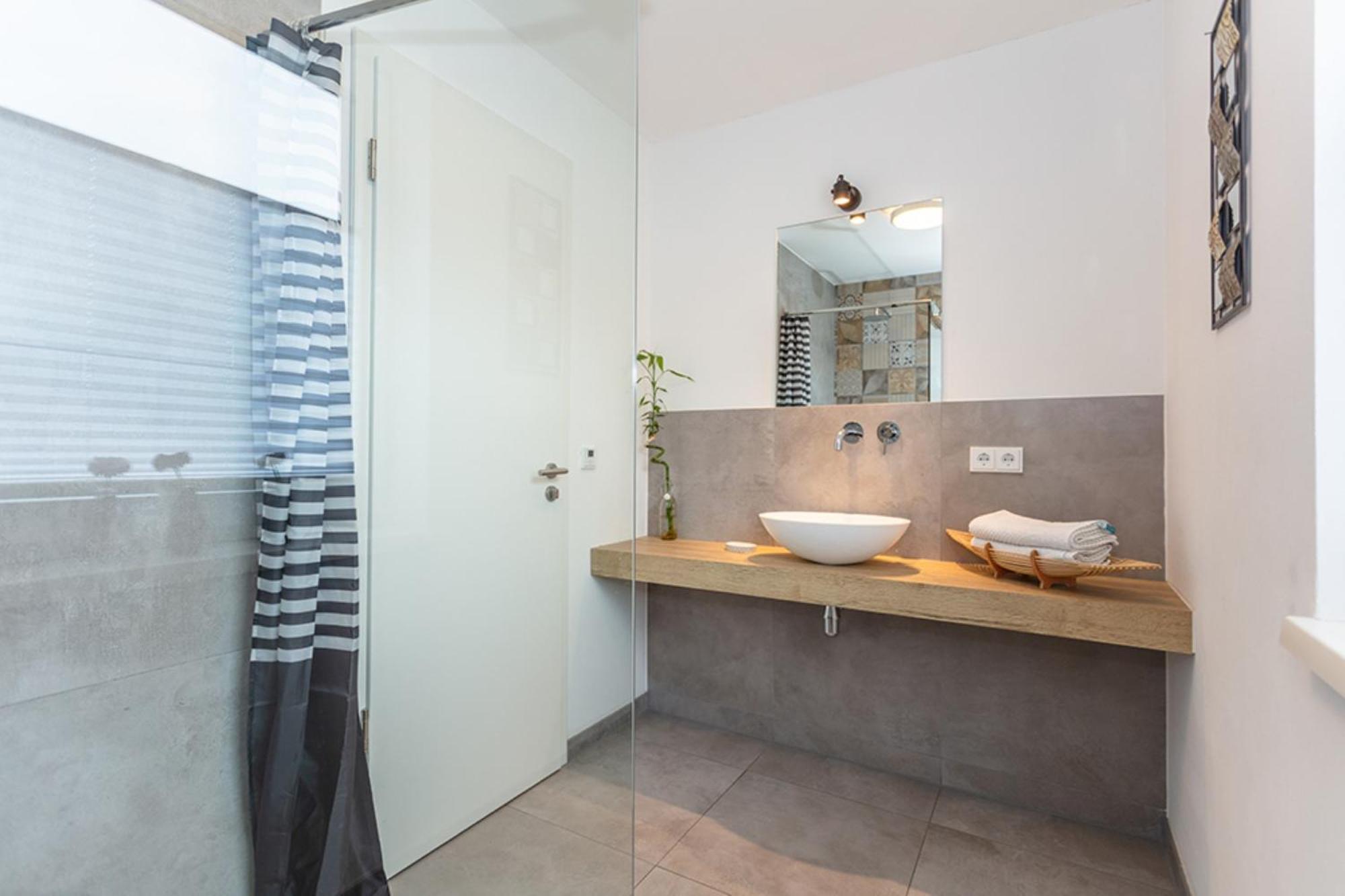 Apartment Boardinghouse